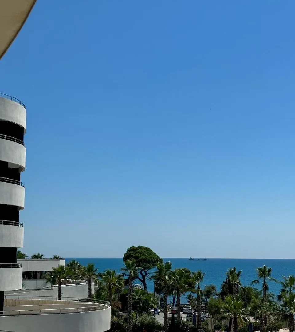 White Hill Apartment Durres