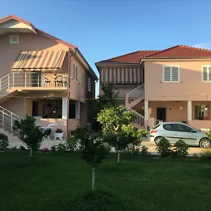 Vila Islami Gasthof
